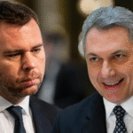 Lázár János kérdéseket tett fel egy korábbi politikai fotó kapcsán