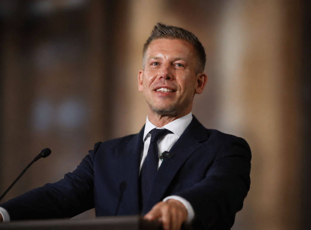 Sonnevend Pál alkotmánybíró-jelölése,amit Magyar Péter jelent be