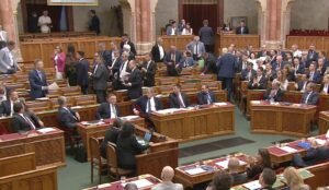 Jelentős átalakítás jöhet a Fidesz parlamenti frakciójában,képviselők egy részét lecserélhetik